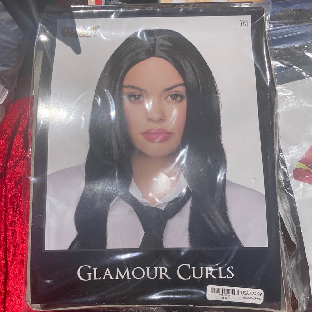 Black curls wig